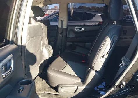 2017 Nissan Pathfinder S из США, поврежденный, VIN 5N1DR2MM4HC686470